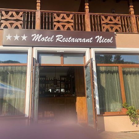 Motel Restaurant Nicol Armenis Екстериор снимка